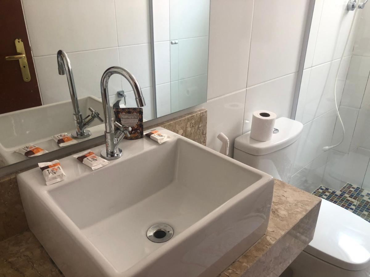Hotel Araguaia Praia Grande (Santos)
